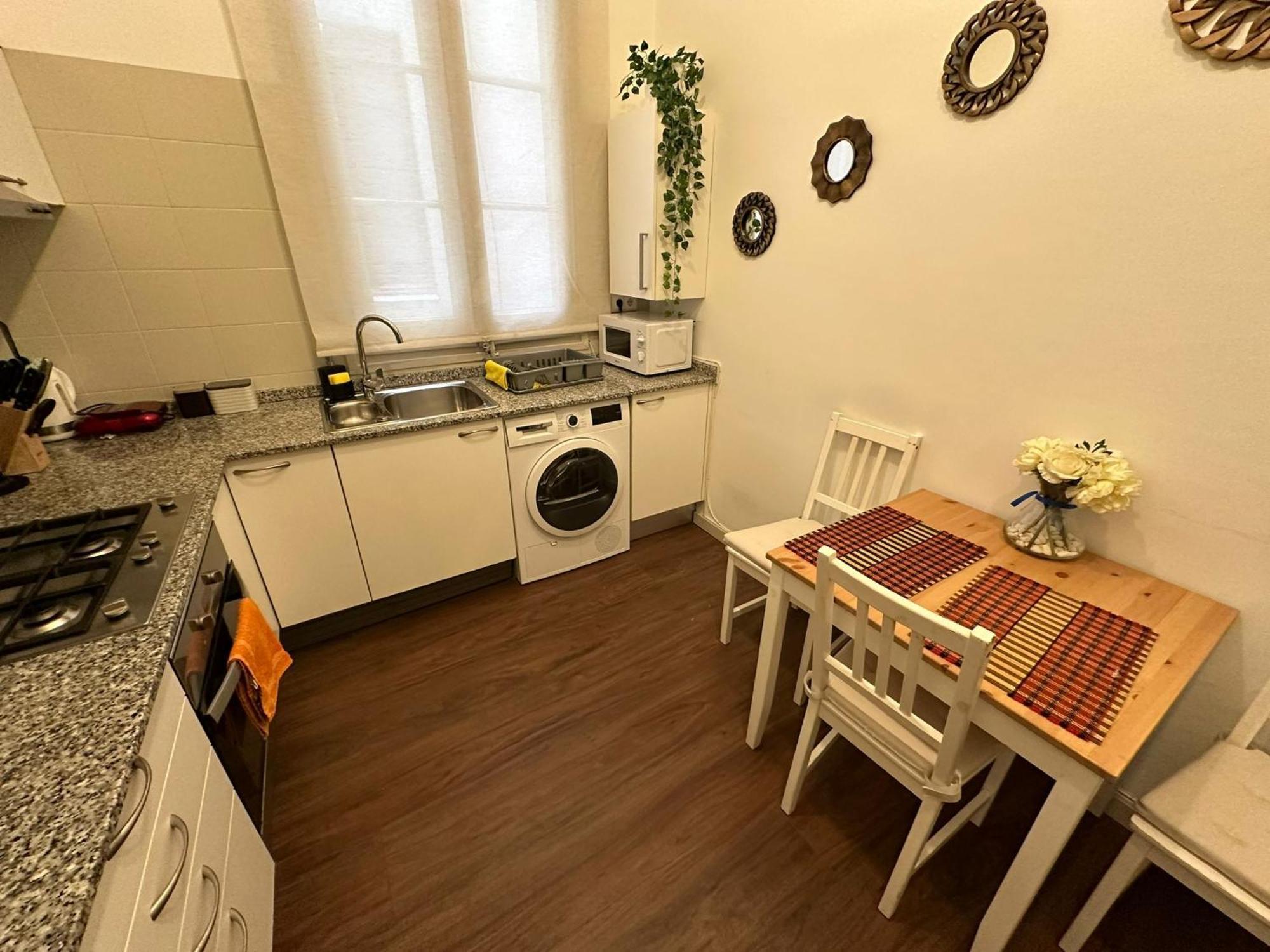 Rooms Rumila Барселона Экстерьер фото