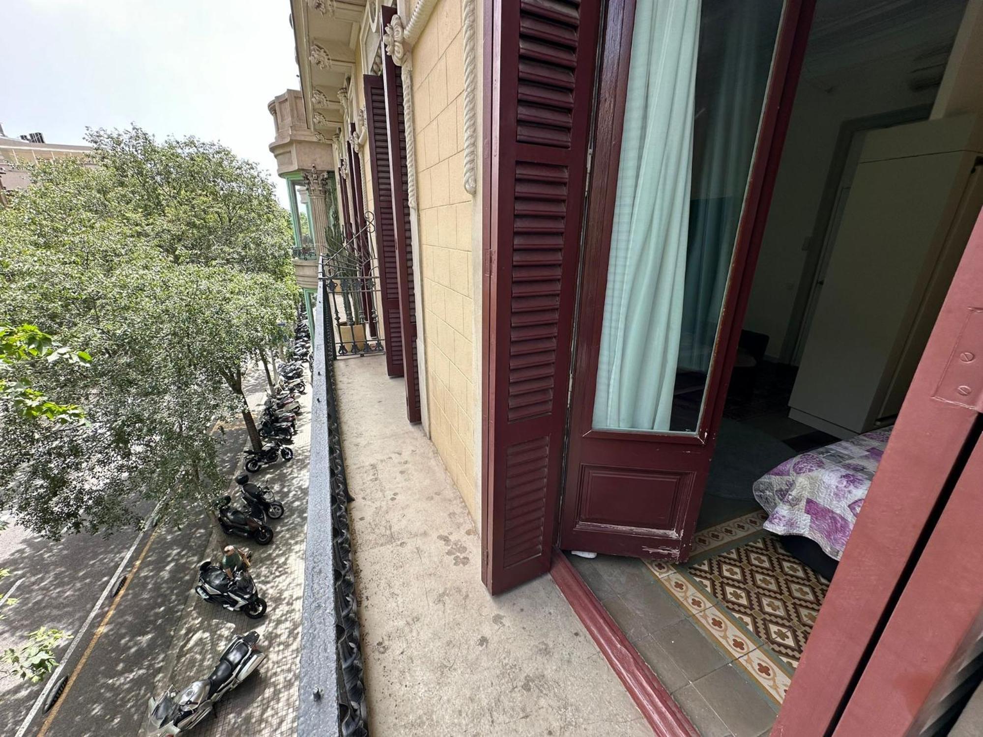 Rooms Rumila Барселона Экстерьер фото