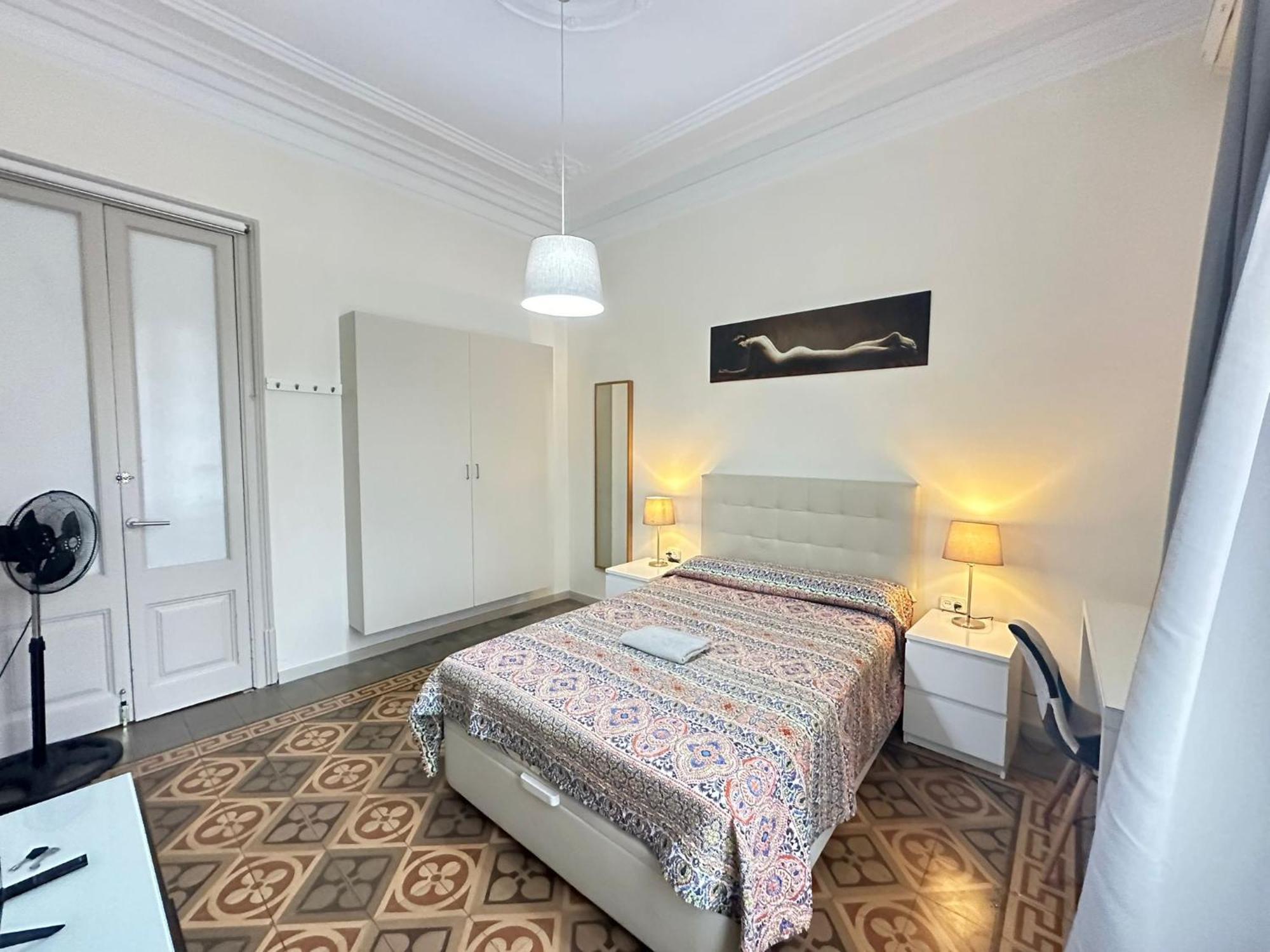 Rooms Rumila Барселона Экстерьер фото